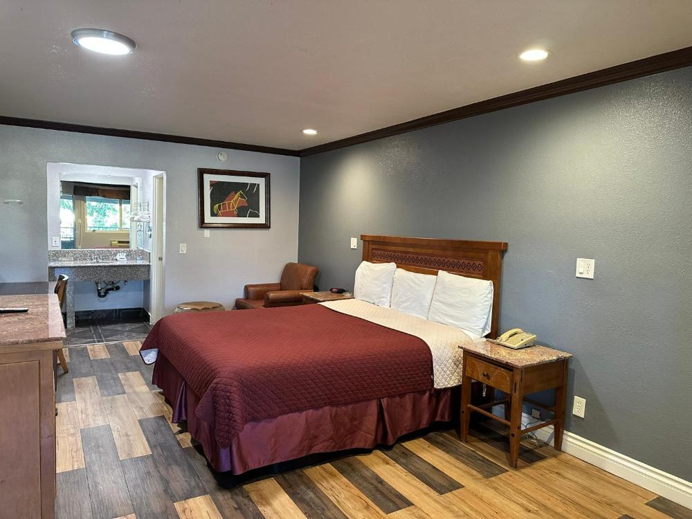 Corona inn